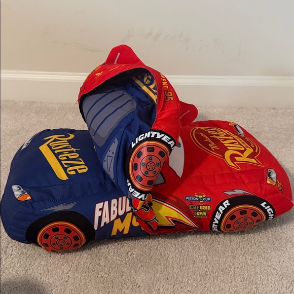 Disney Pixar Cars Transforming Plush Car Lightning McQueen - Picture 2 of 5